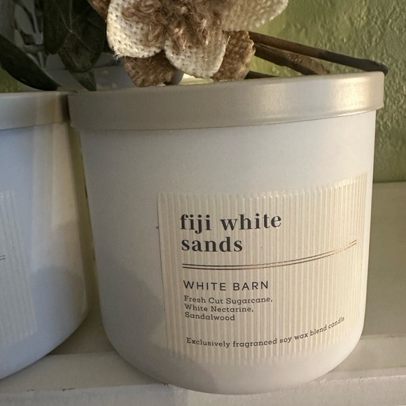 White Barn Fiji White Sands Candle Duo - Picture 2 of 4